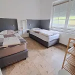 Boardinghouse Wildbachtal * Boxtal
